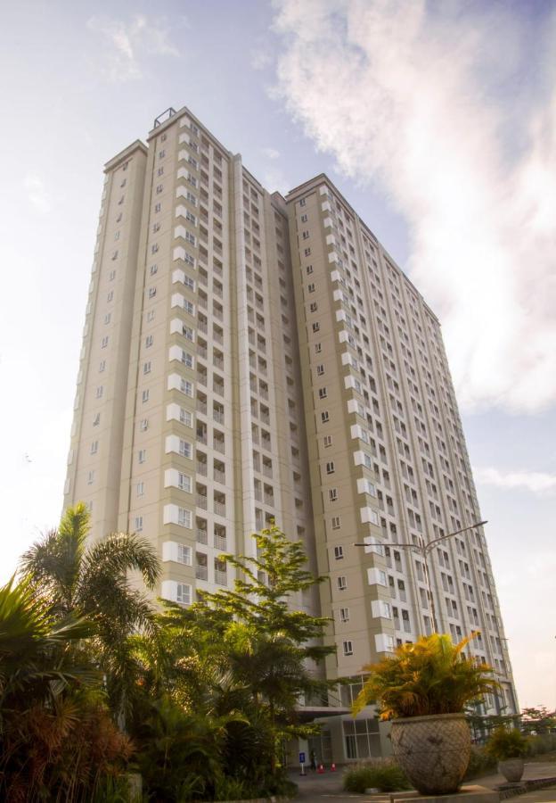 Skyland City Hotel Jatinangor Cilimus Bagian luar foto