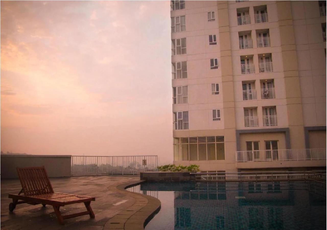 Skyland City Hotel Jatinangor Cilimus Bagian luar foto