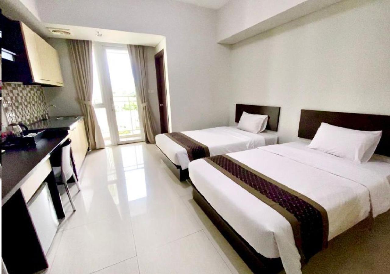 Skyland City Hotel Jatinangor Cilimus Bagian luar foto