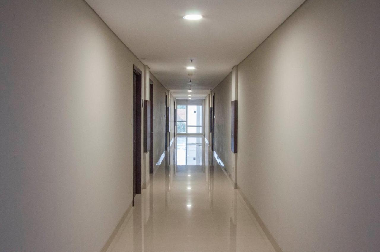 Skyland City Hotel Jatinangor Cilimus Bagian luar foto